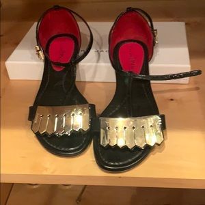 Cesare Paciotti Patent Blck Sandals w Gold